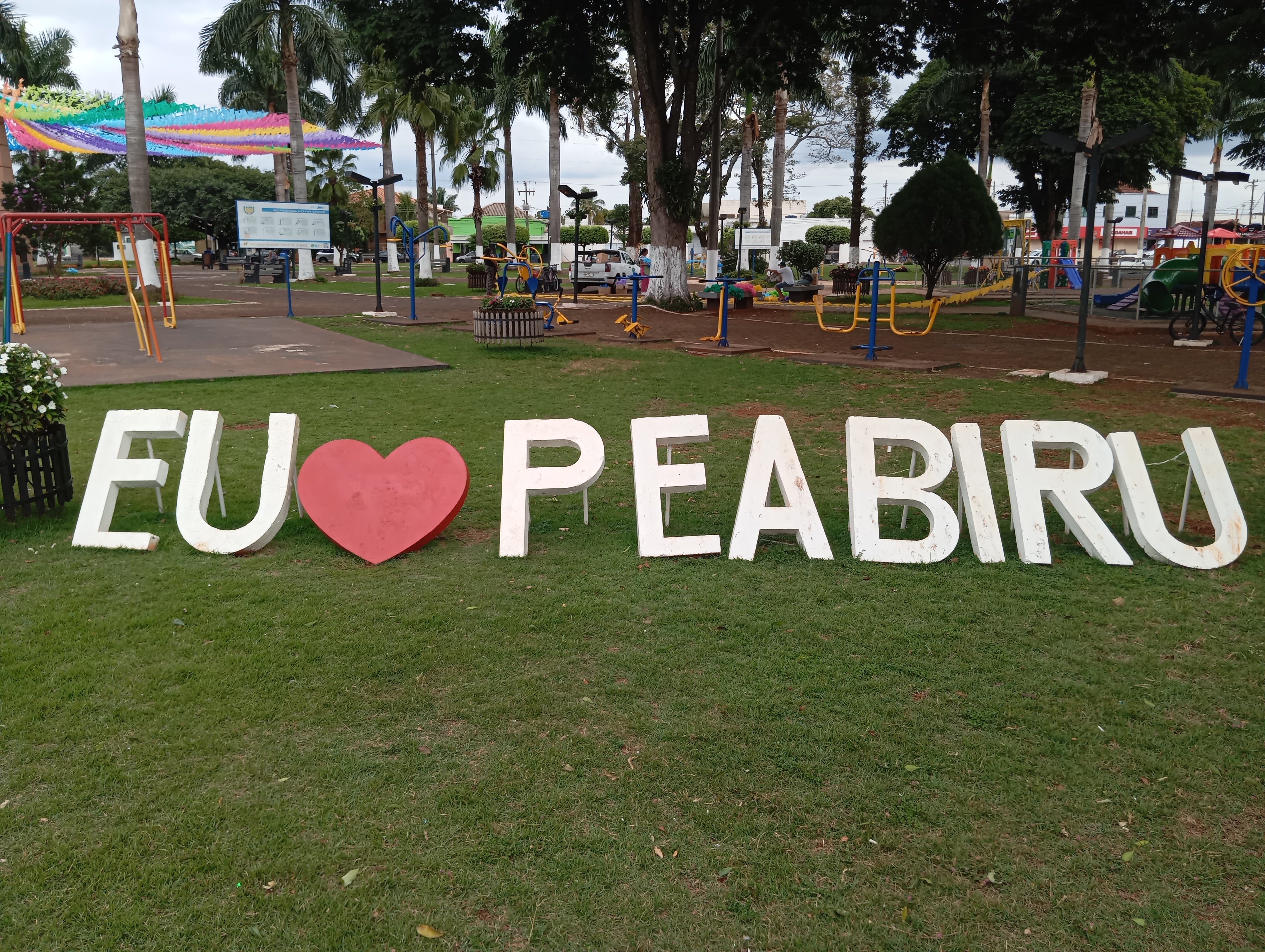 Imagem do Marco da Praça Turística, Coração Peabiru Feita em Concreto